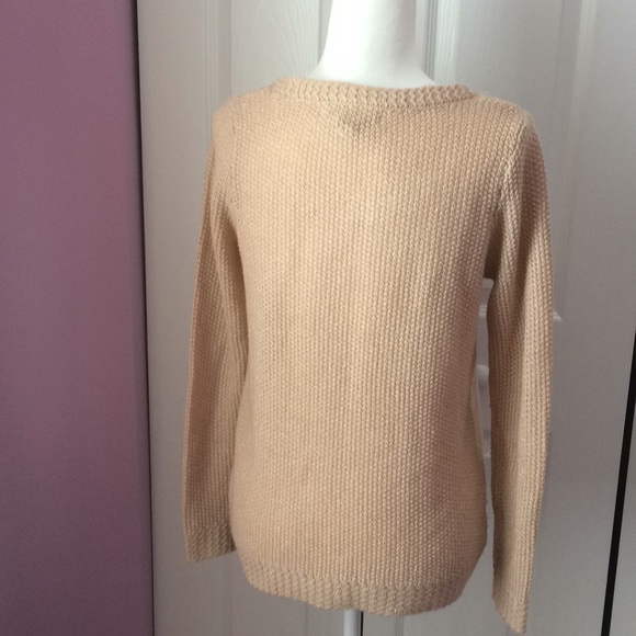 Lauren Conrad Ooh La La sweater.Semi fitted  style - Picture 5 of 5